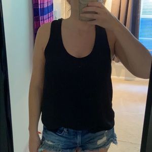 Black lightweight tank top with pocket